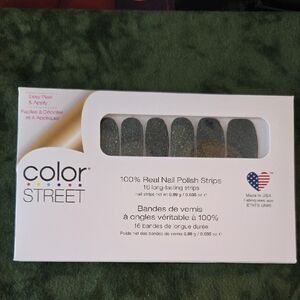 Color Street Glittering Nail Strips